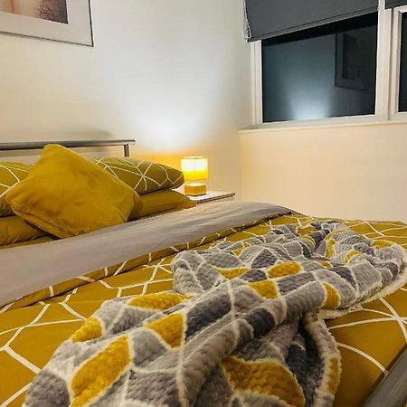 #0509 Two Bedroom Serviced Apartment- Free Parking Derby Extérieur photo
