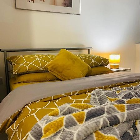 #0509 Two Bedroom Serviced Apartment- Free Parking Derby Extérieur photo