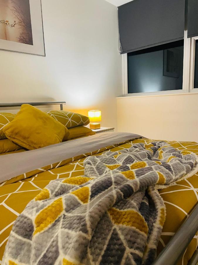 #0509 Two Bedroom Serviced Apartment- Free Parking Derby Extérieur photo